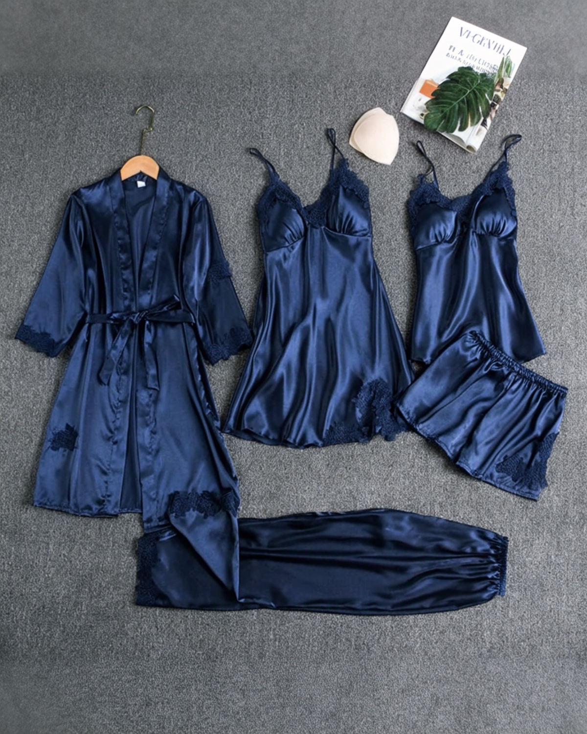 TIFFANY™ | CAMISÓN SEXY DE SEDA HELADA (5 PIEZAS)